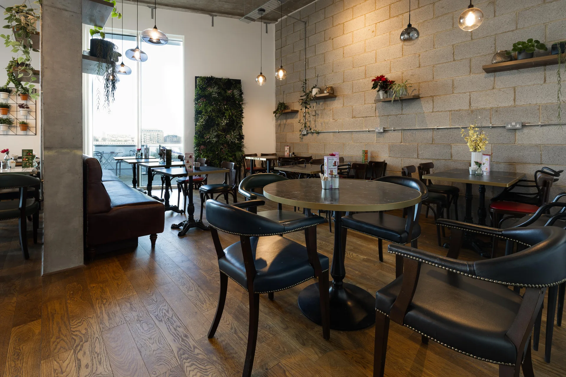 Modern Dining Room Interior Design Space